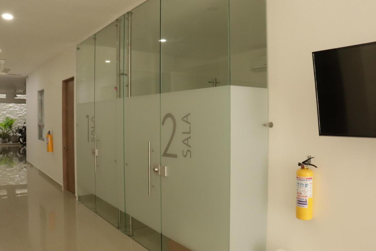 Hotel Centro מונטריה מראה חיצוני תמונה