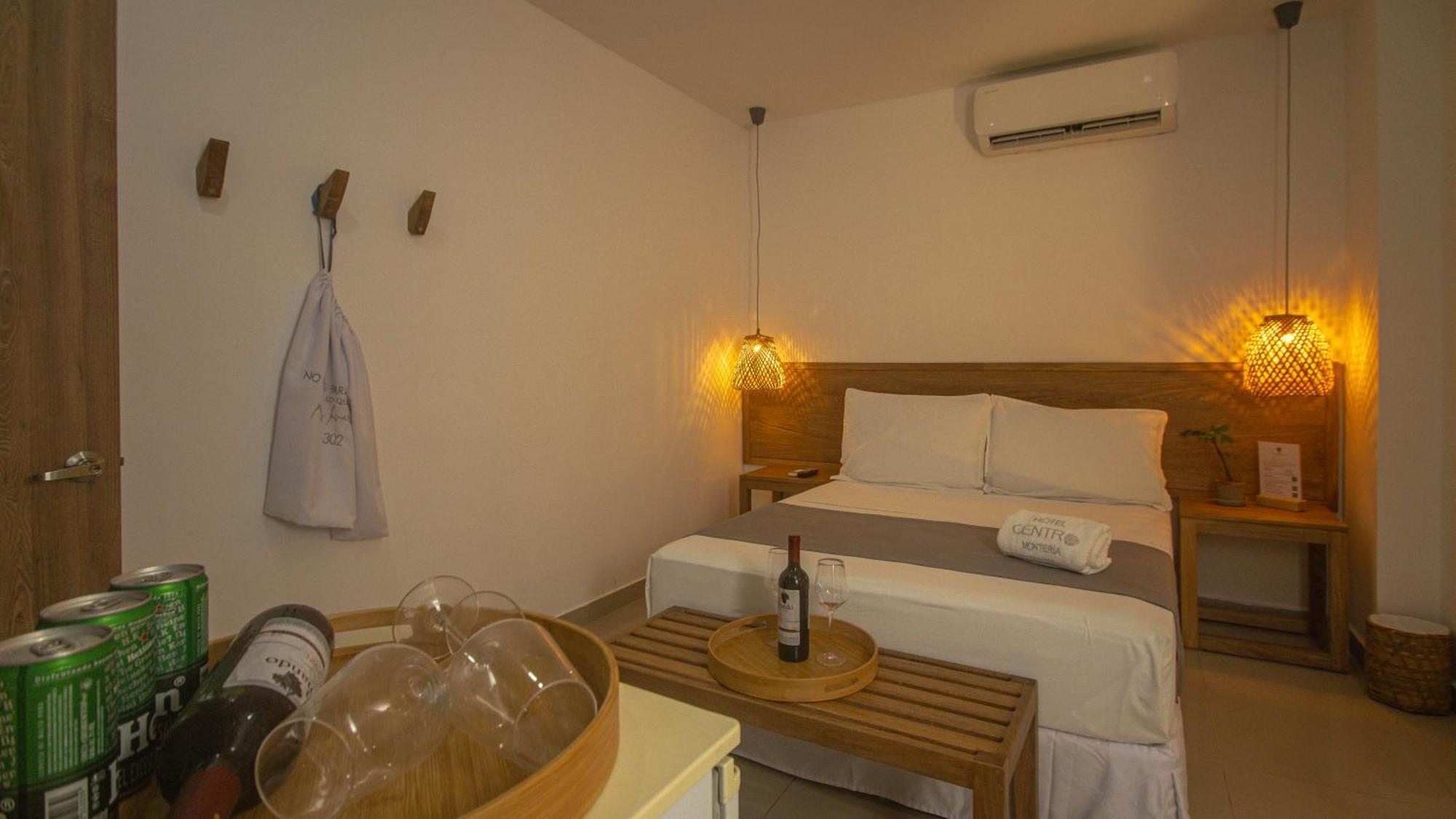 Hotel Centro מונטריה מראה חיצוני תמונה