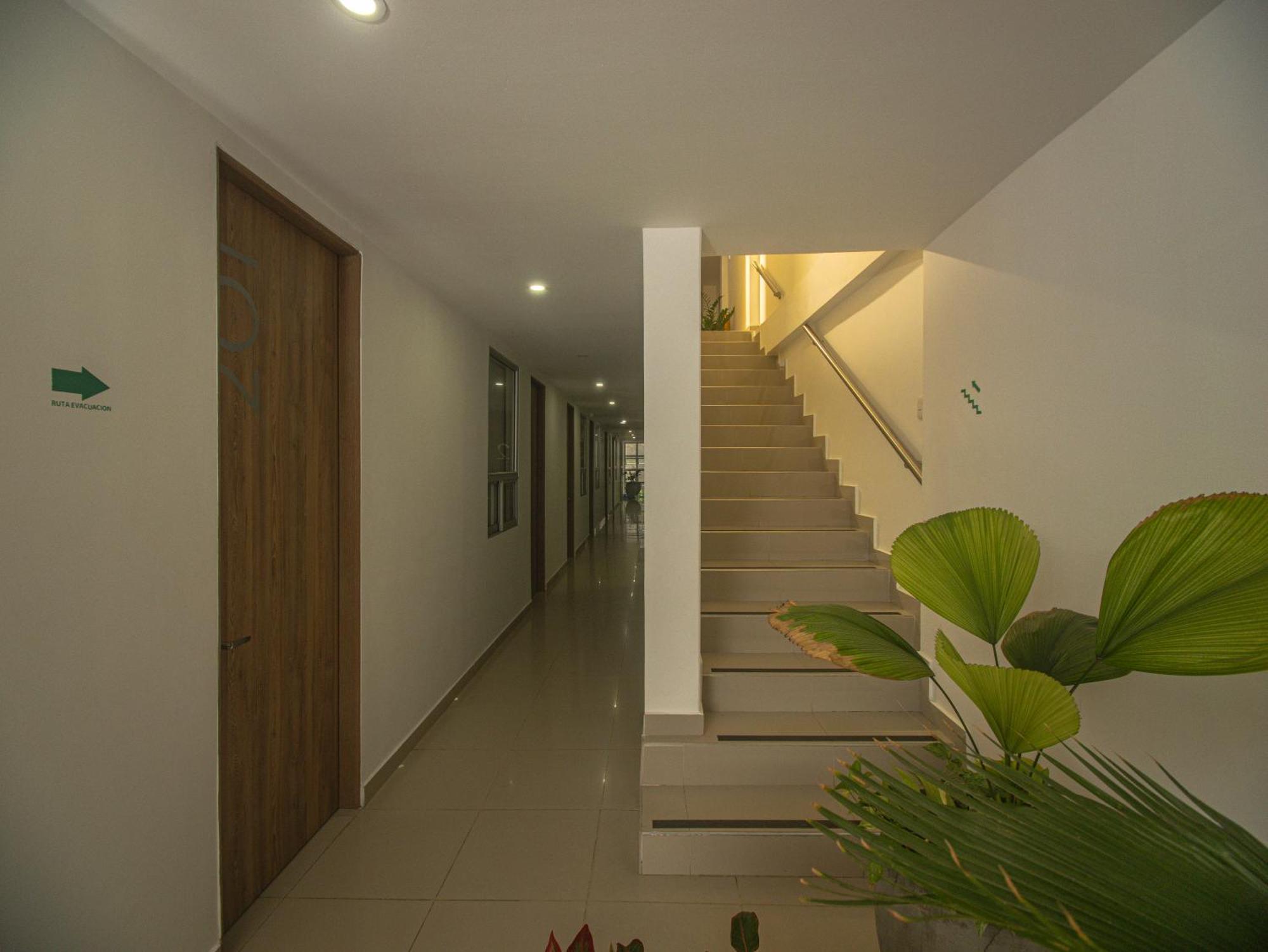 Hotel Centro מונטריה מראה חיצוני תמונה